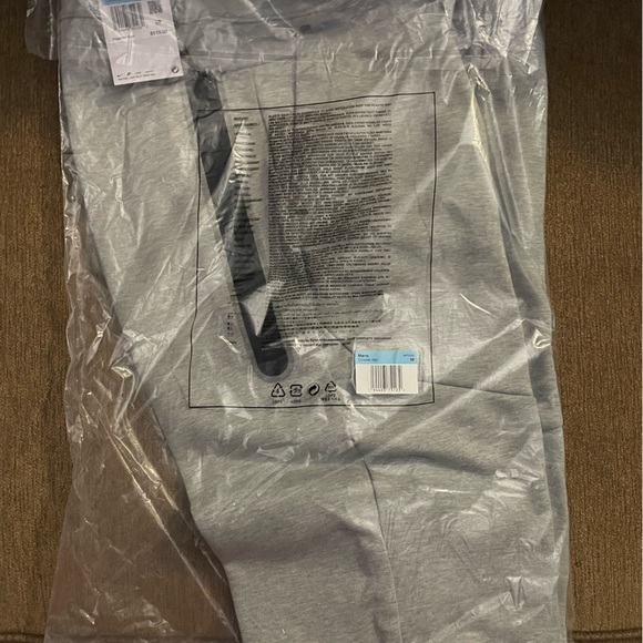 Nike Fleece Pants - Picture 3 of 3